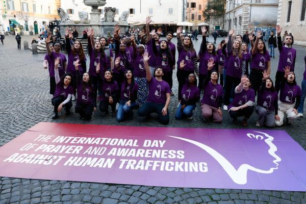 volunteers trafficking